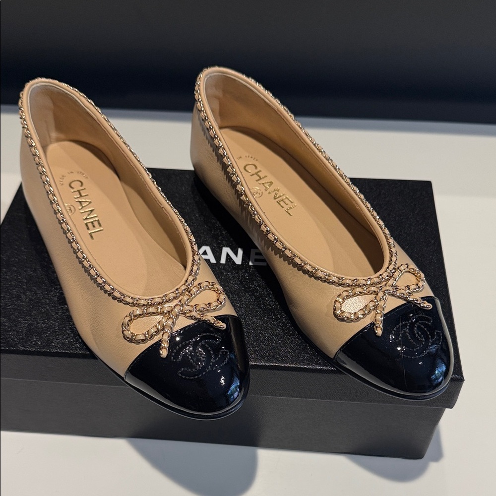 CHANEL Tan and Black Ballet Flats with Bow Detail